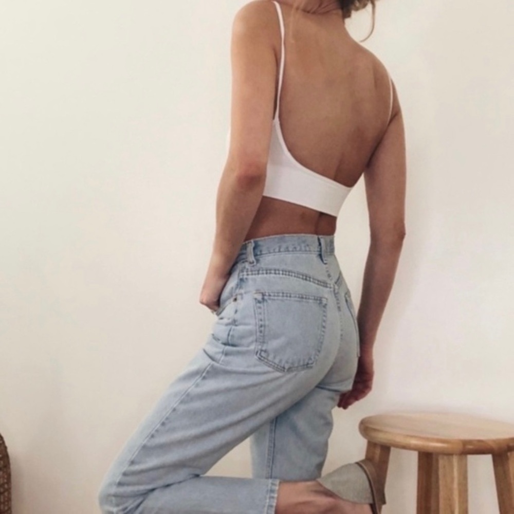 Seamless Low Back Bralette - Picture 4 of 7
